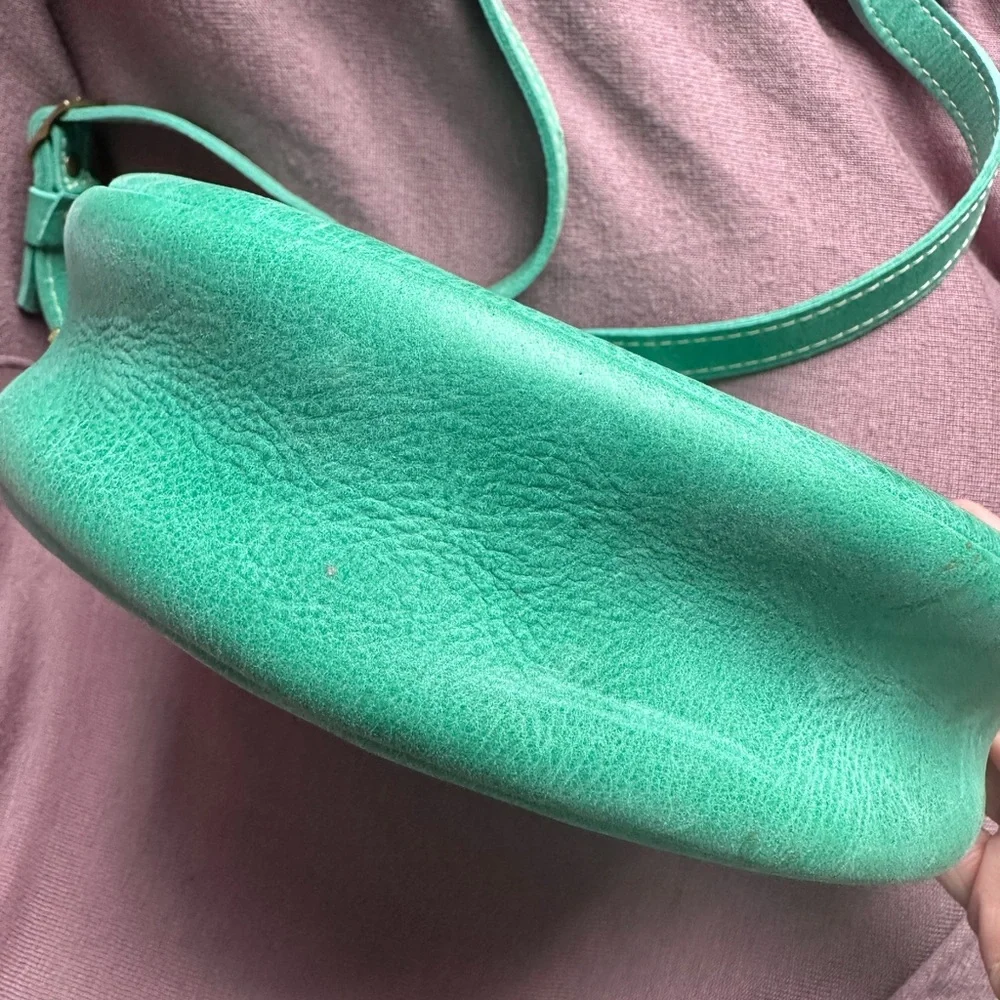 Portland Leather Goods PLG Large Circle Crossbody Bag in Surf Green Teal Blue - Picture 7 of 8